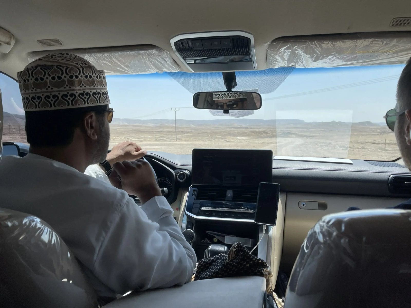 Onderweg met een lokale chauffeur door het binnenland van Oman