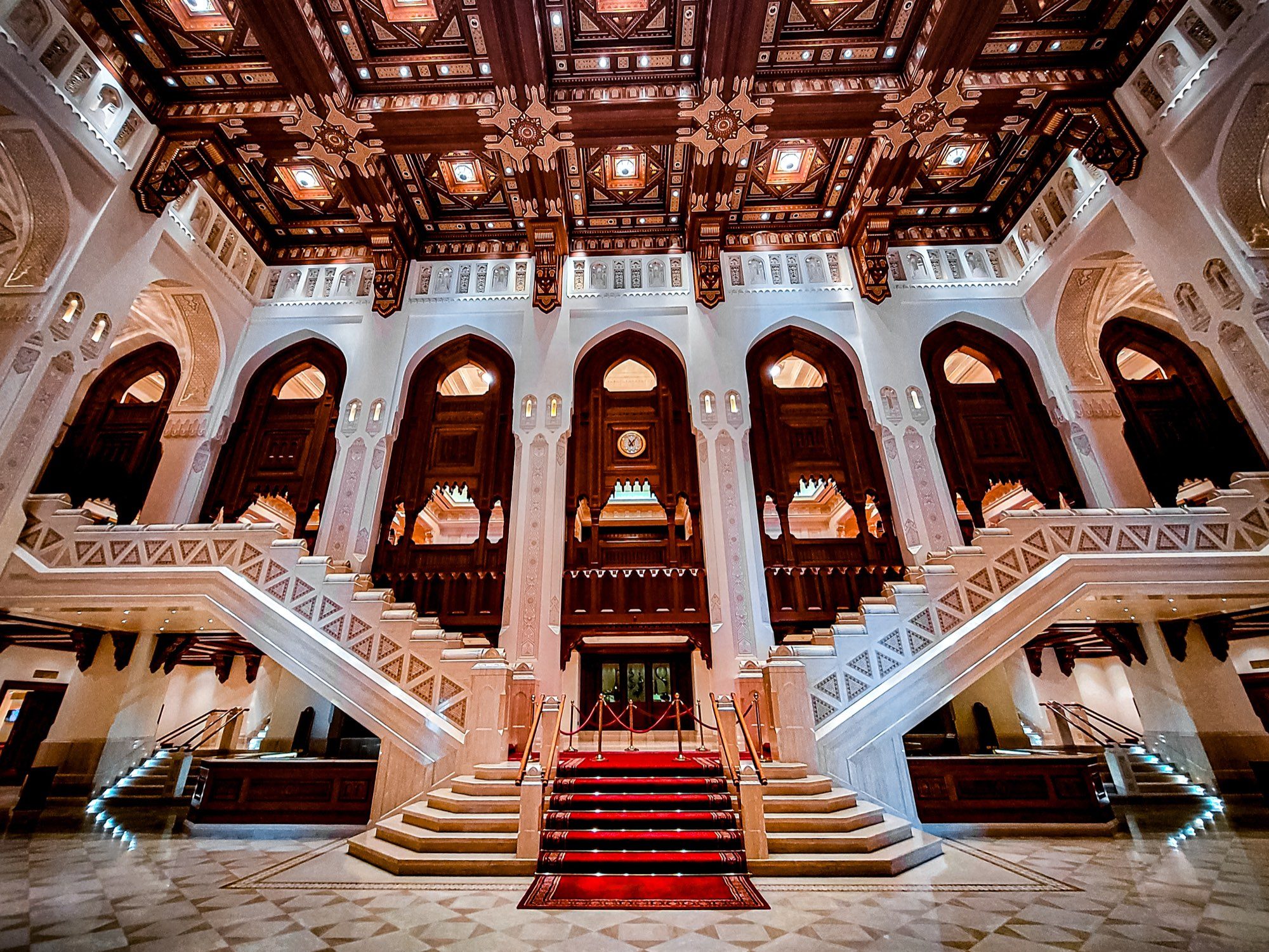 De foyer van het Royal Opera House in Muscat